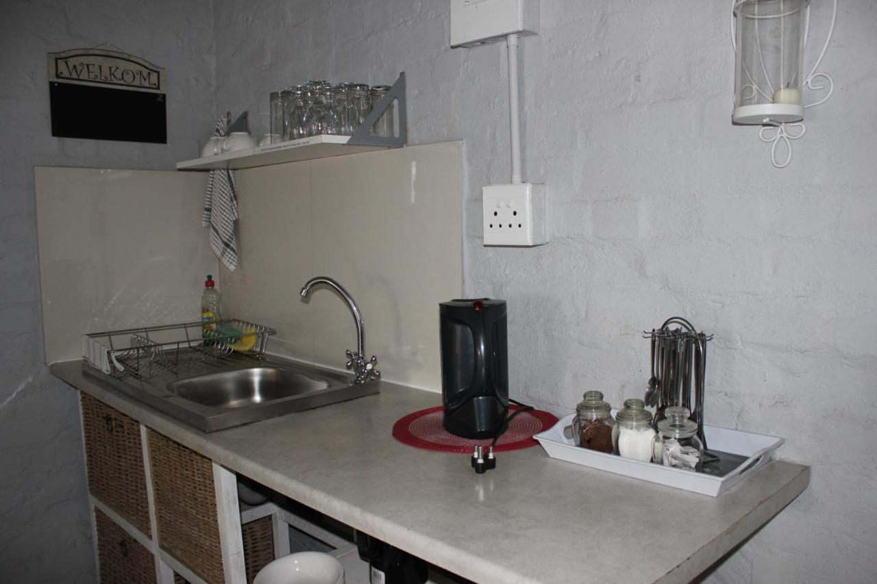 25 On Fitzpatrick Apartment Parow Luaran gambar