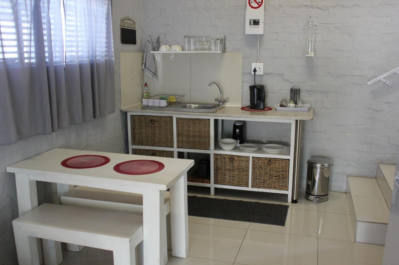 25 On Fitzpatrick Apartment Parow Luaran gambar
